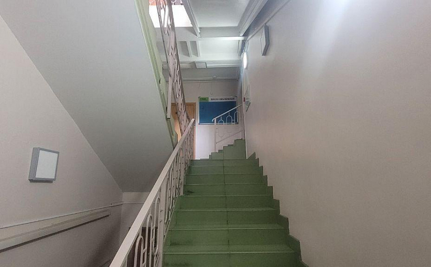 Производственная база. Центр. 6318 м2 фото