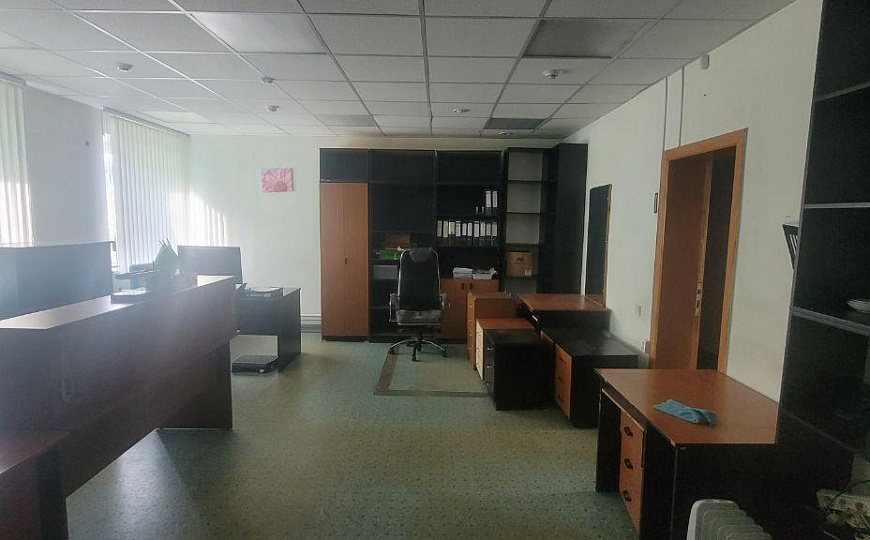 Производственная база. Центр. 6318 м2 фото