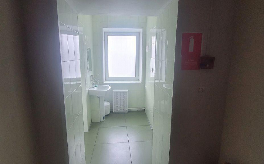 Производственная база. Центр. 6318 м2 фото