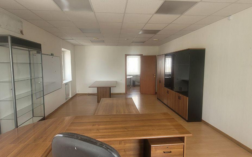 Производственная база. Центр. 6318 м2 фото