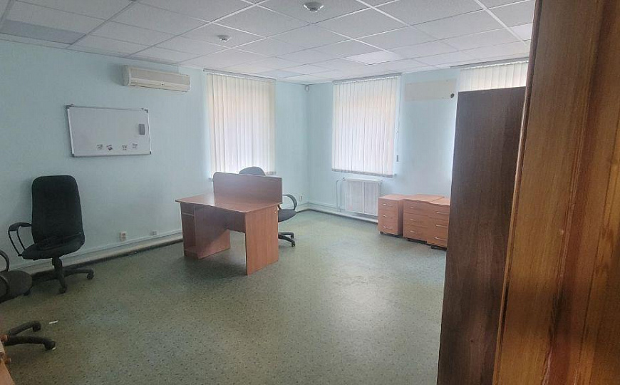 Производственная база. Центр. 6318 м2 фото