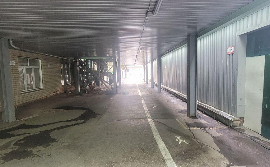 Производственная база. Центр. 6318 м2 фото