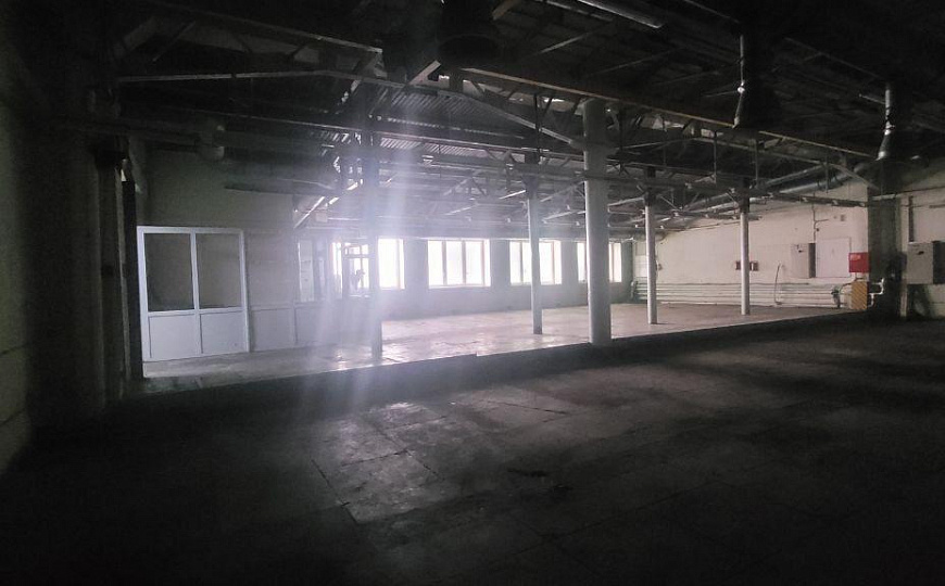 Производственная база. Центр. 6318 м2 фото