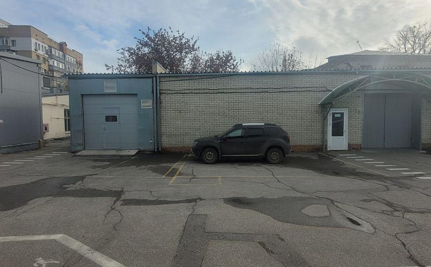 Производственная база. Центр. 6318 м2 фото