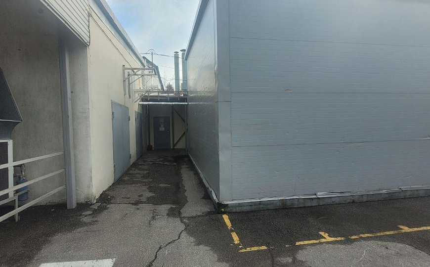 Производственная база. Центр. 6318 м2 фото