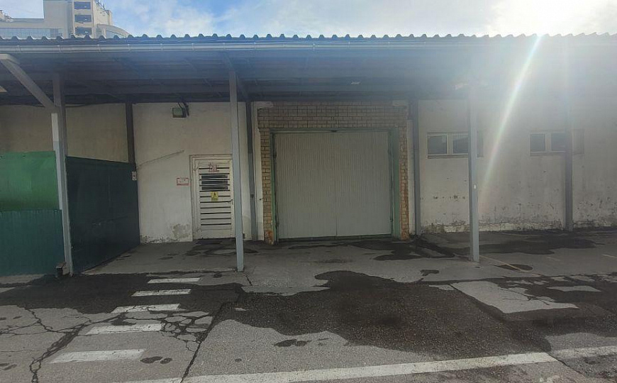 Производственная база. Центр. 6318 м2 фото