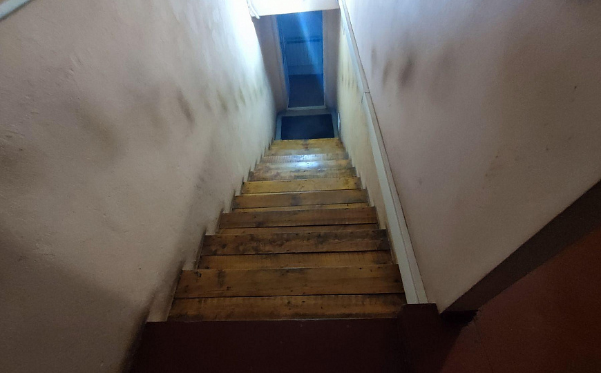 Производственное помещение, 1 500 м² фото