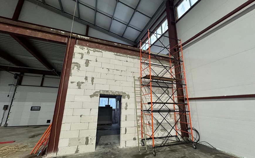 Сдам складское помещение ,1500 м² фото