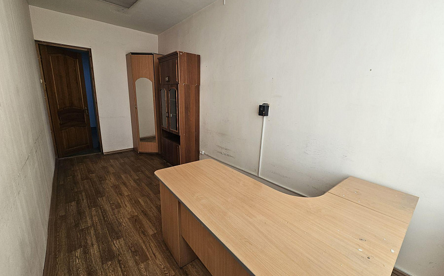 Сдам офисное помещение, от 16 м² с мебелью фото