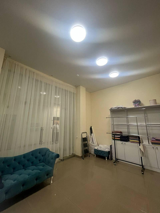 Помещение 39 м2 с арендатором в Охотном ряду фото