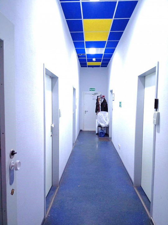 Комплекс помещений в центре города 300,8 м2 фото