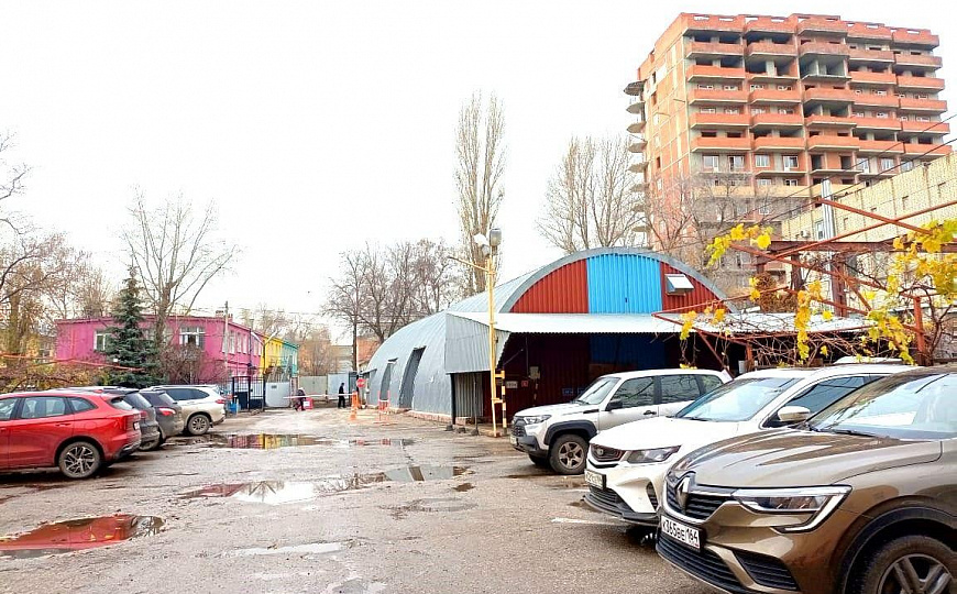 Комплекс помещений в центре города 300,8 м2 фото