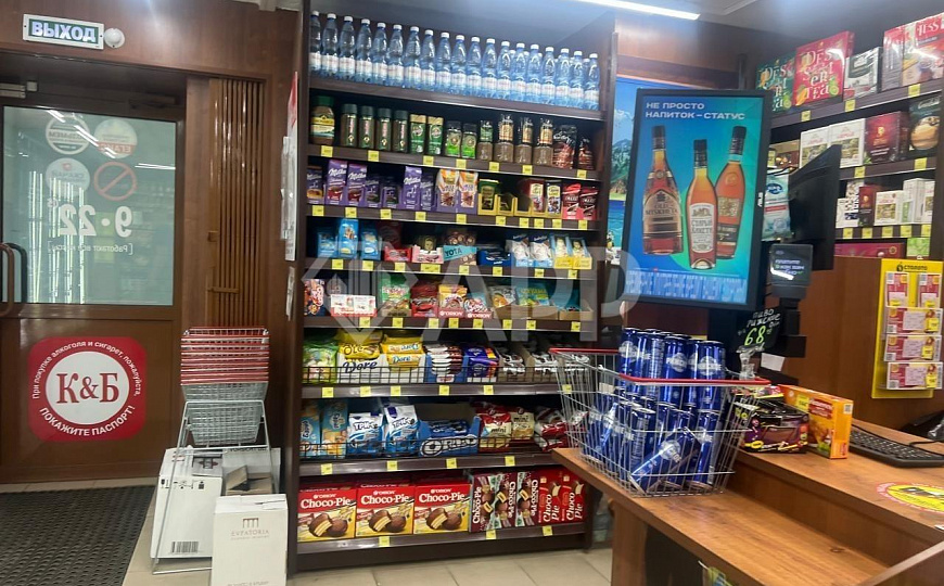 Продаю 184,1 м² на высоком трафике! фото