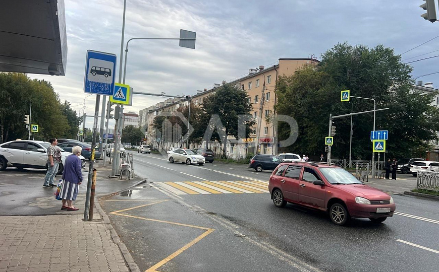 Продаю 184,1 м² на высоком трафике! фото