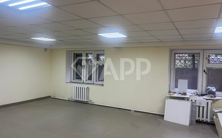 Продаю 184,1 м² на высоком трафике! фото