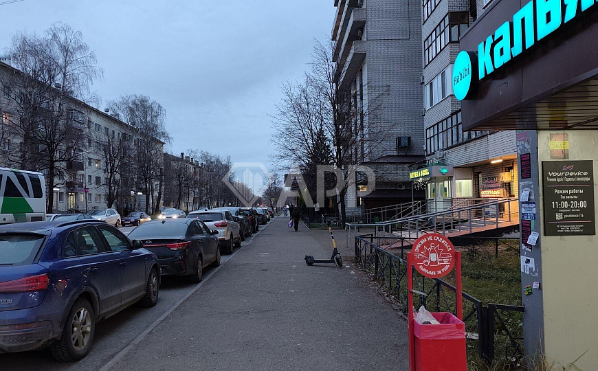 Продаю 184,1 м² на высоком трафике! фото