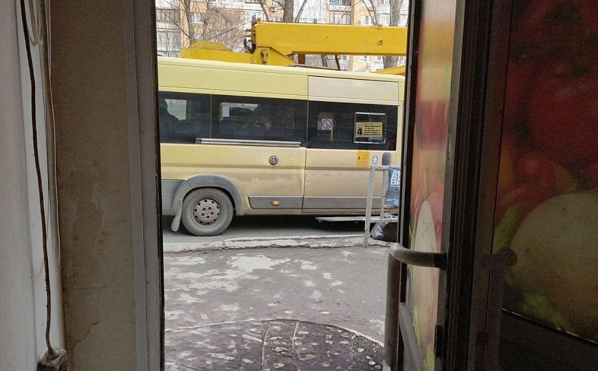 Торговый павильон на активном трафике 17,5 м2 фото