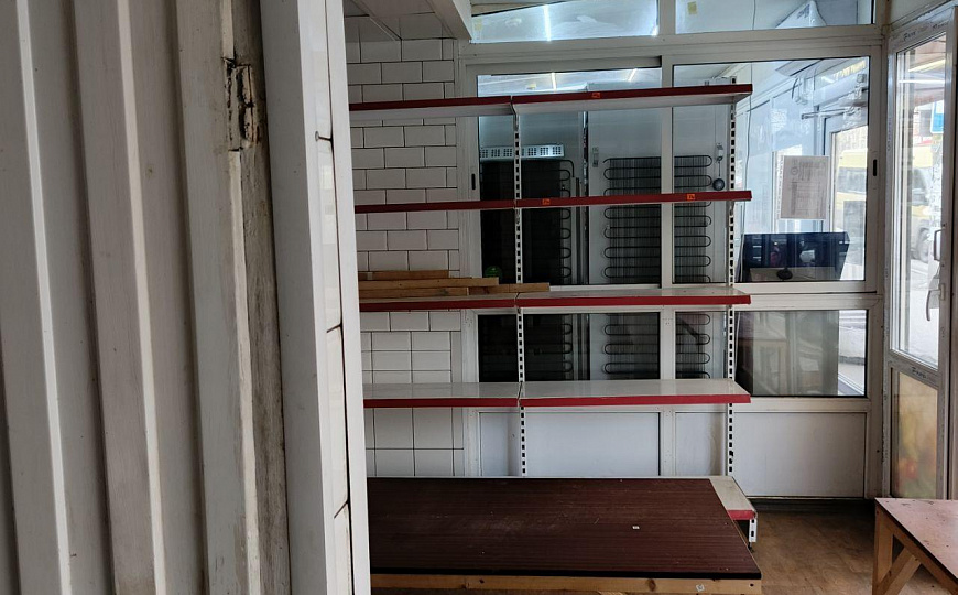 Торговый павильон на активном трафике 17,5 м2 фото