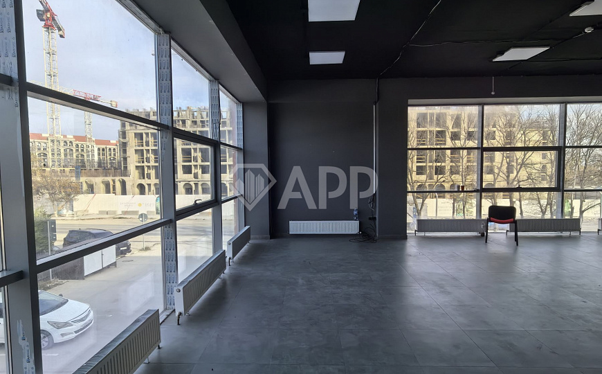 Сдам торговое помещение, 400 м² фото