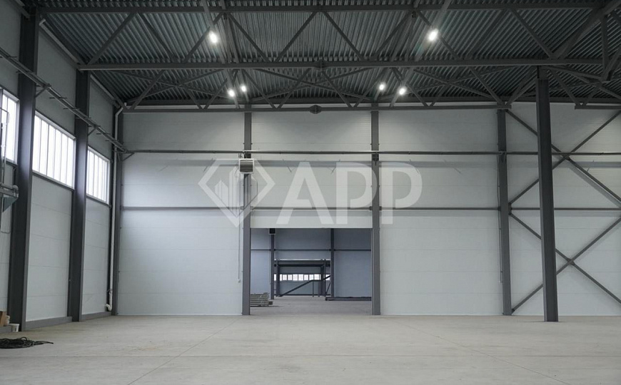 Склады в аренду, 2600 м² и 2900 м² фото