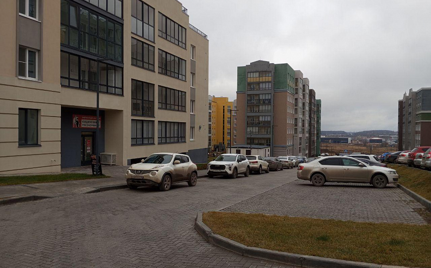 Торговое помещение 42 м² фото