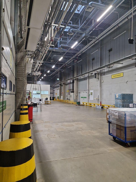 Складские и торговые площади от 3000 м.кв. в ТЦ МЕГА БЕЛАЯ ДАЧА фото