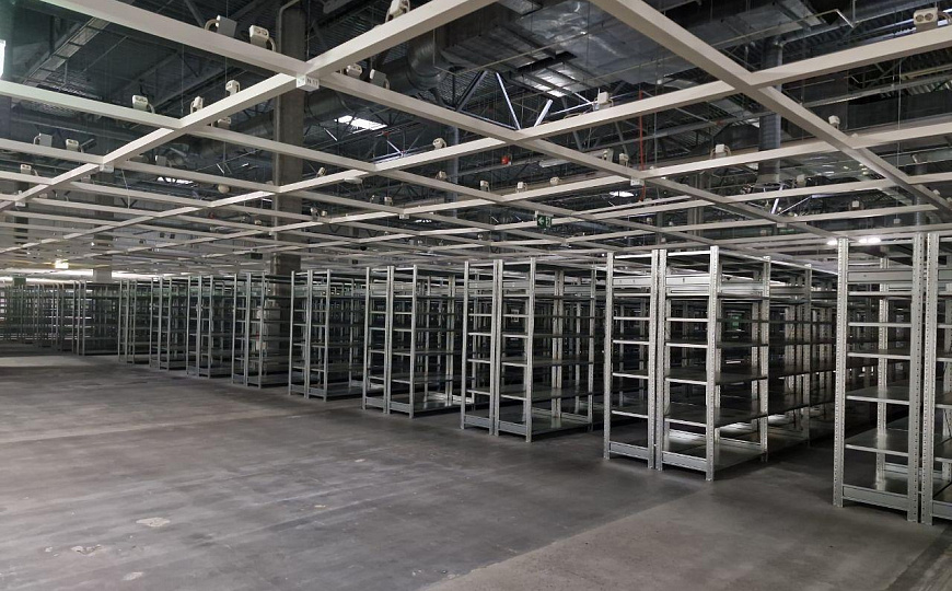 Складские и торговые площади + зона шоурума, от 15000 м² до 30000 м.кв. фото