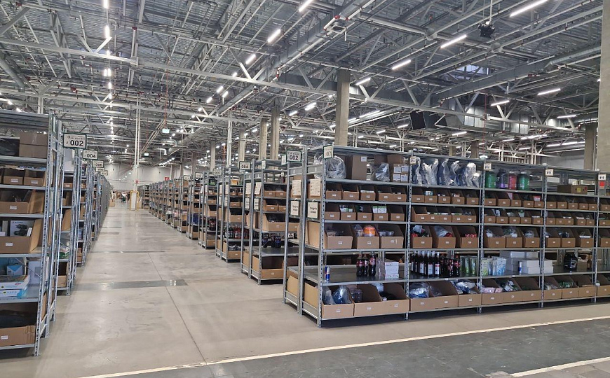 Складские и торговые площади + зона шоурума, от 15000 м² до 30000 м.кв. фото