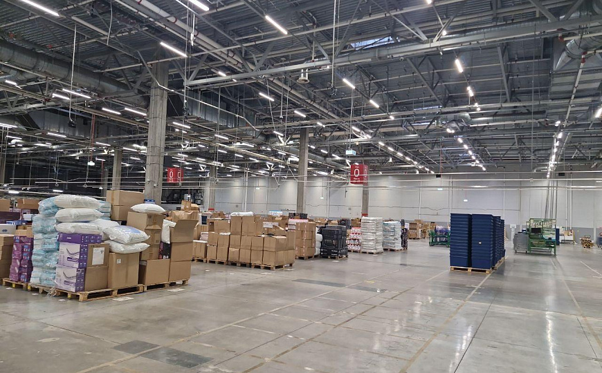 Складские и торговые площади + зона шоурума, от 15000 м² до 30000 м.кв. фото