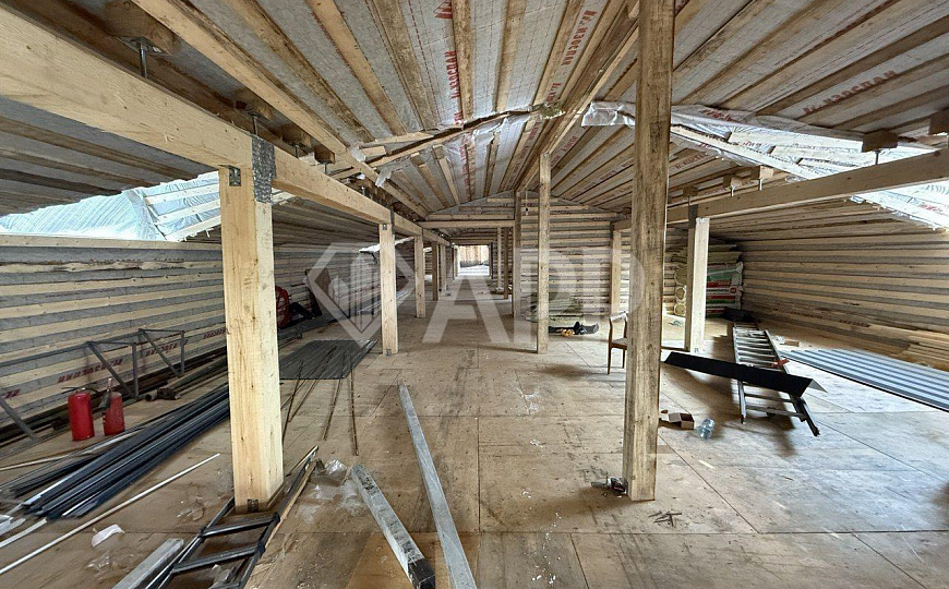 Сдаю 340 м2 на высоком трафике! фото