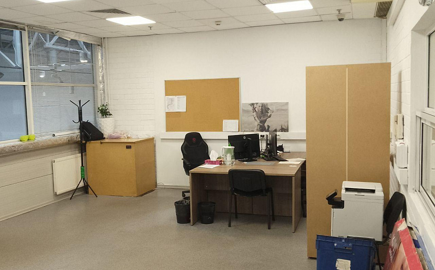 Сдам офисы+складские и торговые помещения в ТЦ МЕГА БЕЛАЯ ДАЧА фото