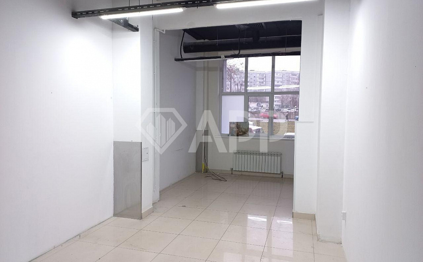 Сдается торговая площадь/теплый склад (40м²) по ул.Ноксинский Спуск 10 фото