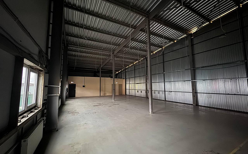 Сдам теплый склад на 2 этаже ,200м2 фото