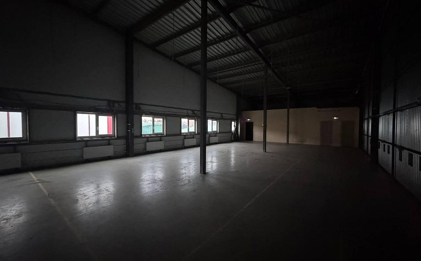 Сдам теплый склад на 2 этаже ,200м2 фото