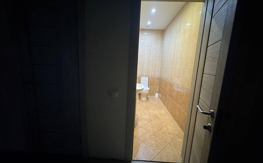 Сдам теплый склад на 2 этаже ,200м2 фото