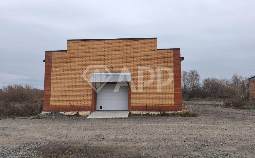 565.5 м² свободного назначения. фото