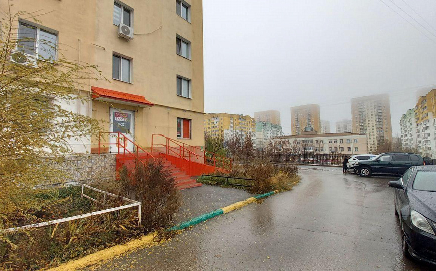 Офисно-торговое помещение, 105,9 м² фото