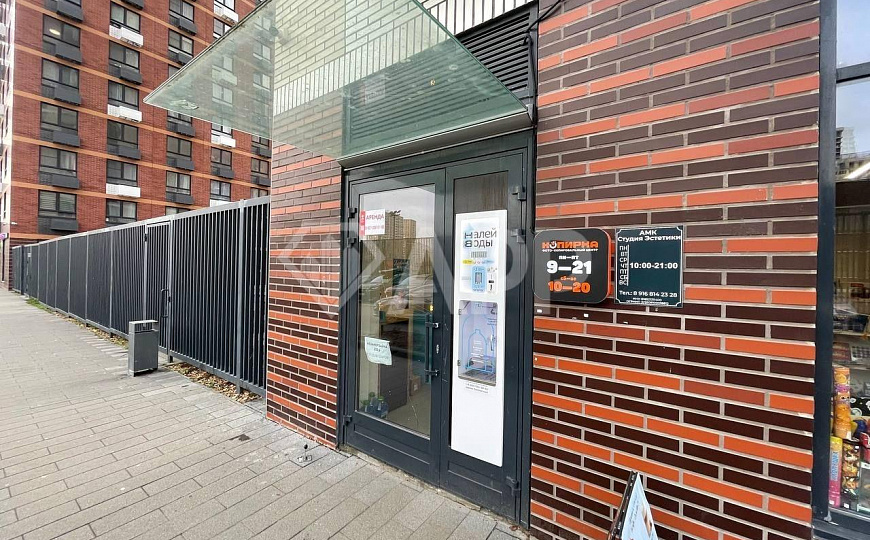 Сдам помещение под салон красоты фото