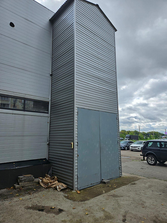 Сдается помещение с грузовым лифтом фото