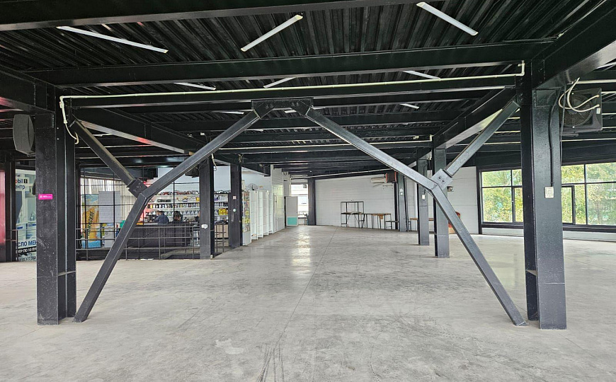 Сдается помещение с грузовым лифтом фото