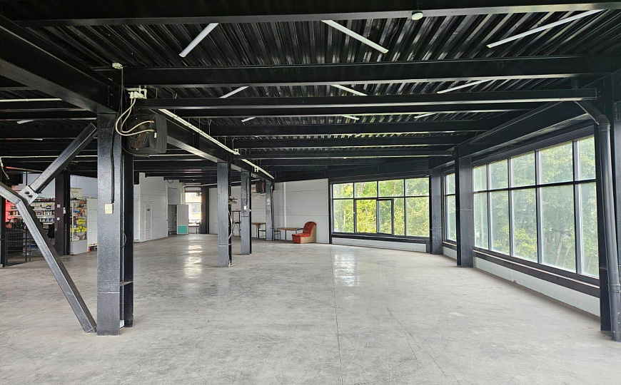 Сдается помещение с грузовым лифтом фото