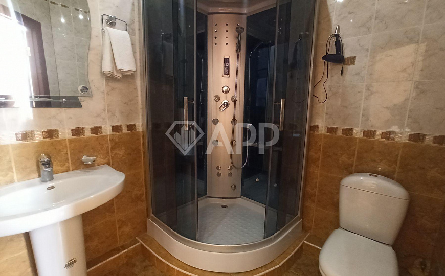 Сдаю здание под детский сад/центр 469 кв.м фото