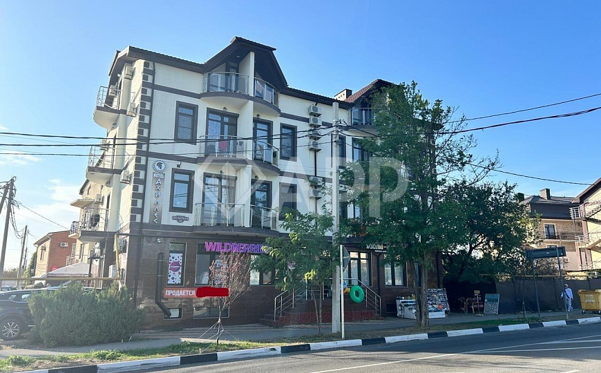 Продаю здание с арендаторами, 619 м² фото