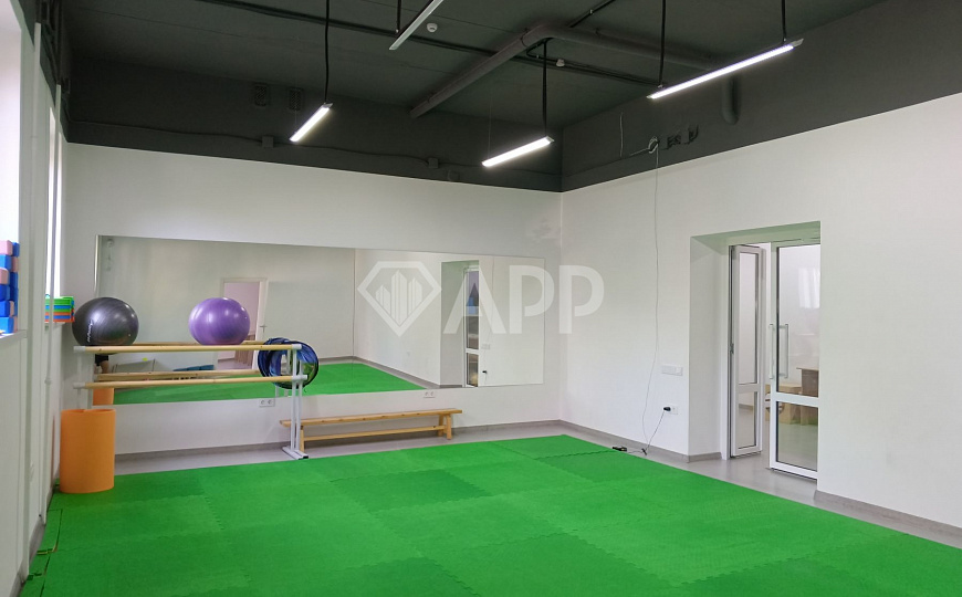 Сдаю 1 этаж 1 линия, 157 м² с ремонтом фото