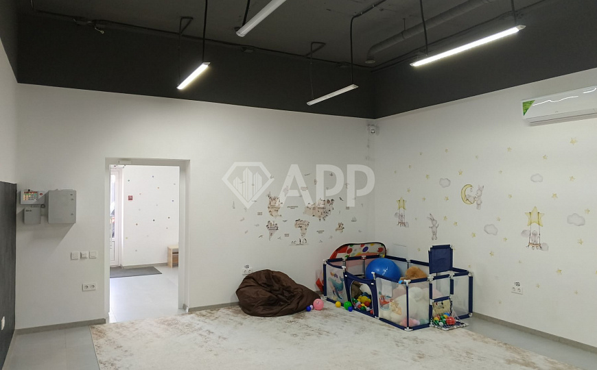 Сдаю 1 этаж 1 линия, 157 м² с ремонтом фото