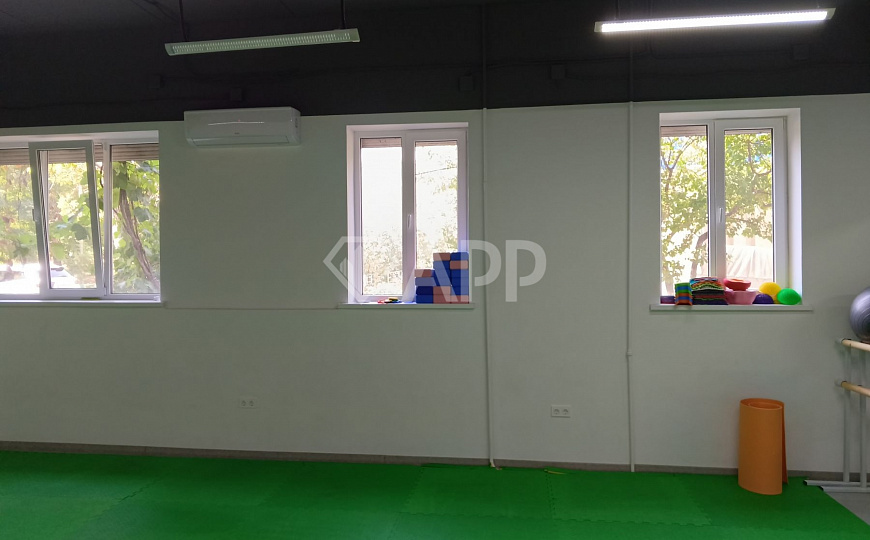 Сдаю 1 этаж 1 линия, 157 м² с ремонтом фото