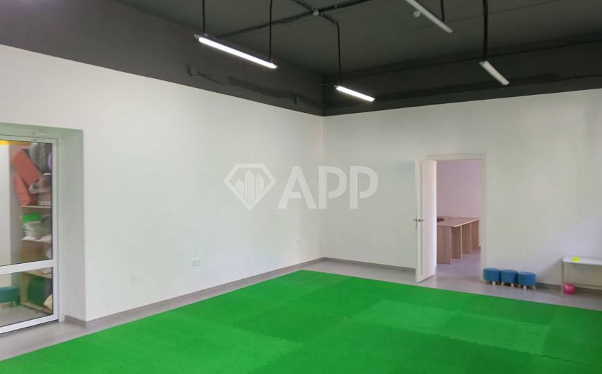 Сдаю 1 этаж 1 линия, 157 м² с ремонтом фото