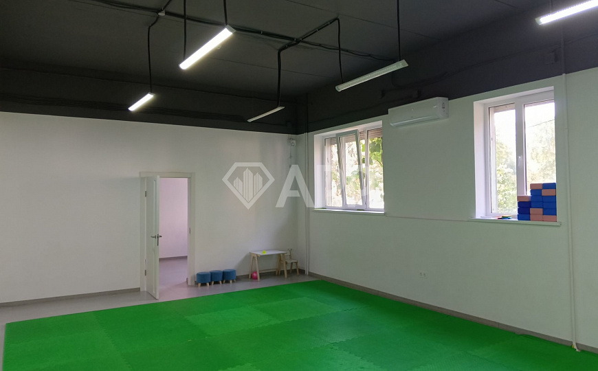 Сдаю 1 этаж 1 линия, 157 м² с ремонтом фото