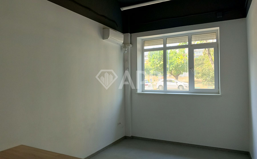 Сдаю 1 этаж 1 линия, 157 м² с ремонтом фото