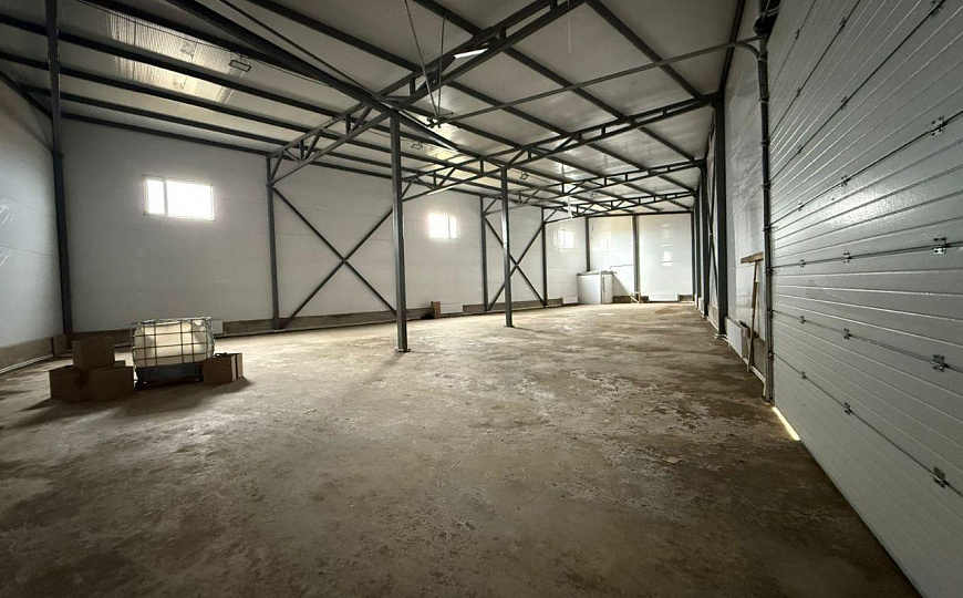 Склад 460 м² фото